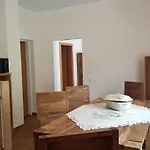 Apartament Juns *