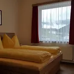 Apartament Juns